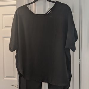 Black short sleeve flowy blouse